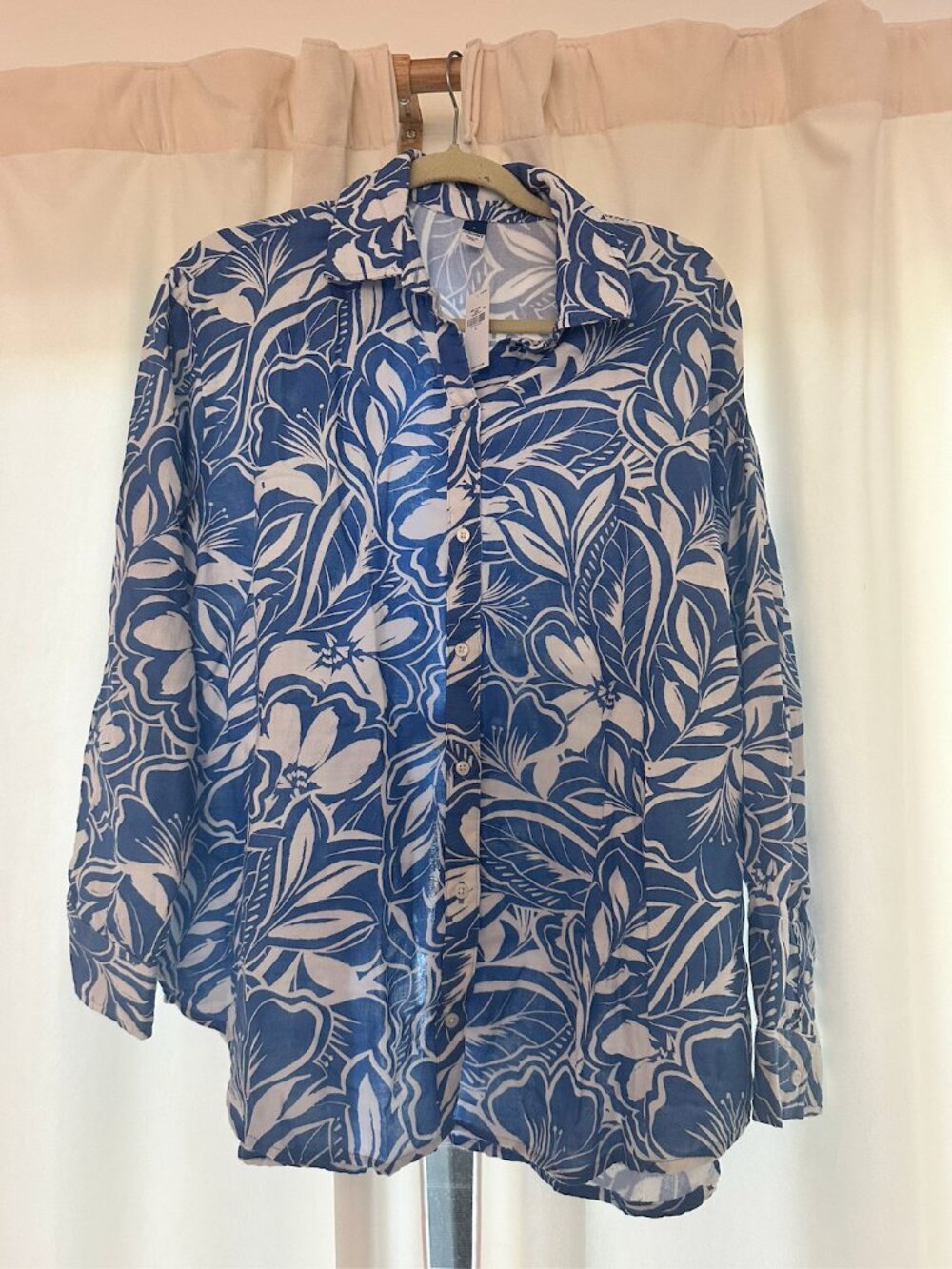 Women's Patterned Button Down Top